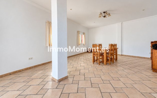 Resale - Detached villa - Manilva
