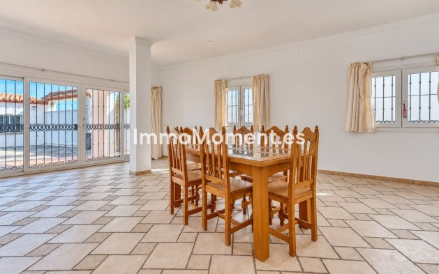 Resale - Detached villa - Manilva