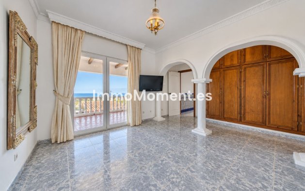 Resale - Detached villa - Manilva