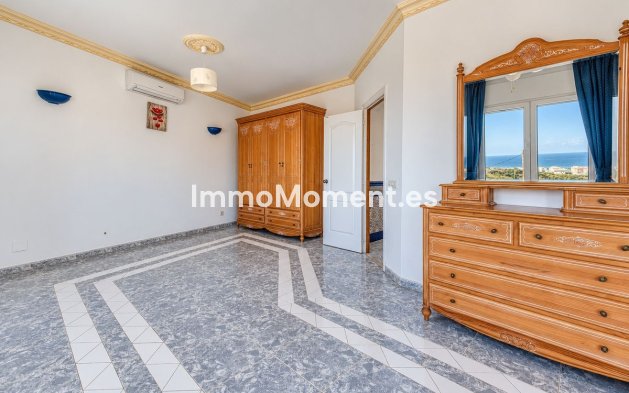 Resale - Detached villa - Manilva