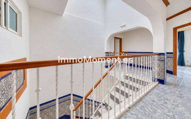 Resale - Detached villa - Manilva