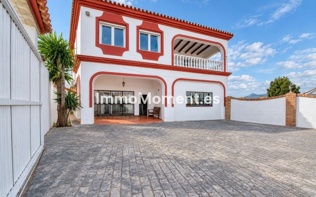 Resale - Detached villa - Manilva