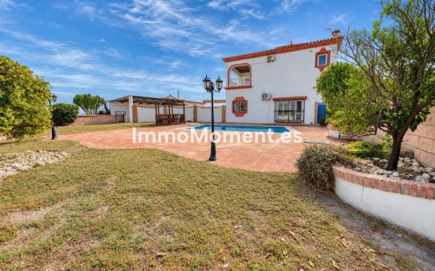 Resale - Detached villa - Manilva