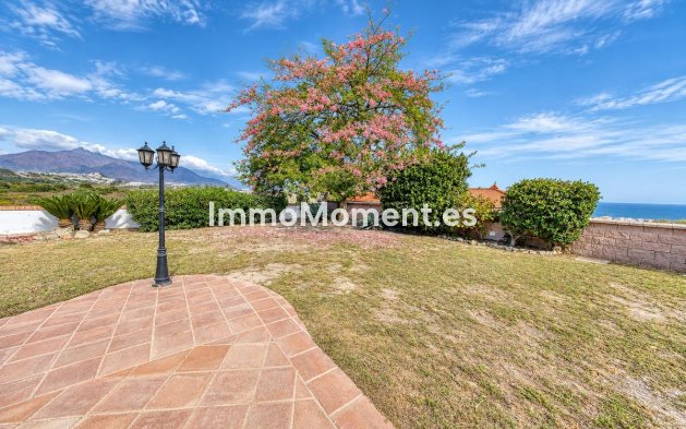 Resale - Detached villa - Manilva