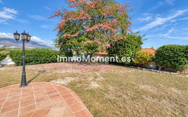 Resale - Detached villa - Manilva