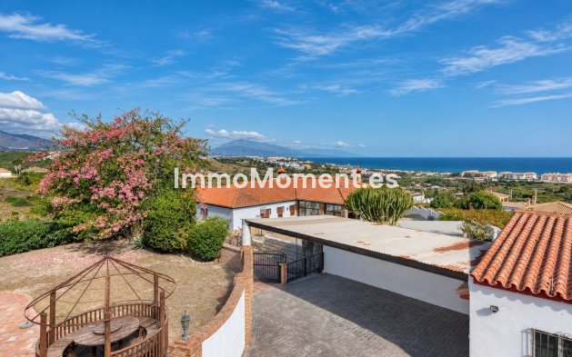 Resale - Detached villa - Manilva