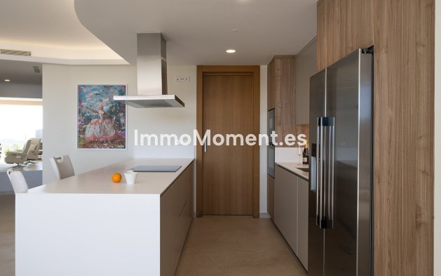 Resale - Apartment - Benahavís - Benahavís Centro