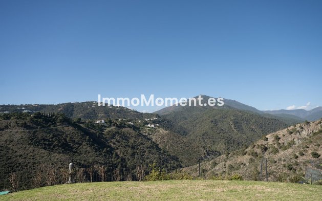 Resale - Apartment - Benahavís - Benahavís Centro