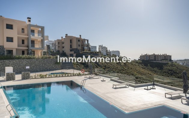 Resale - Apartment - Benahavís - Benahavís Centro