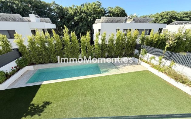 Resale - Detached villa - Puerto Banús