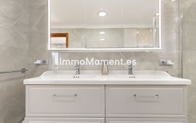 Resale - Detached villa - Manilva - La Duquesa