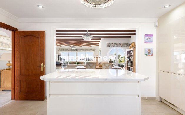Resale - Detached villa - Manilva - La Duquesa