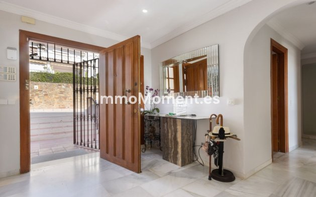 Resale - Detached villa - Manilva - La Duquesa