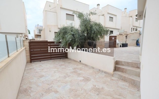 Bestaande woning - Vrijstaande villa - Orihuela Costa