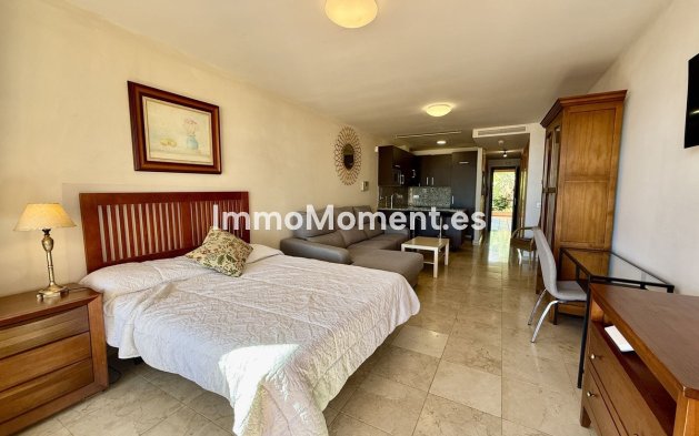 Resale - Apartment - Benalmadena - Benalmadena Centro