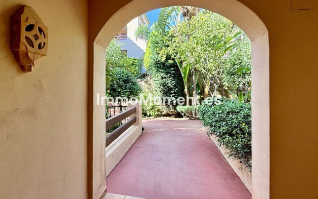 Resale - Apartment - Benalmadena - Benalmadena Centro