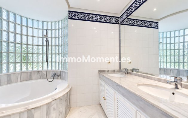 Wiederverkauf - Wohnung - Marbella - La Mairena