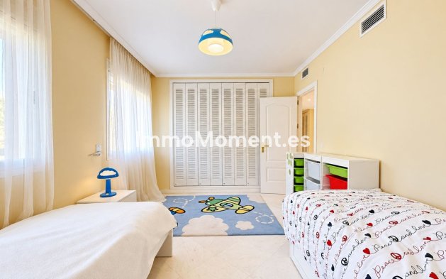 Wiederverkauf - Wohnung - Marbella - La Mairena