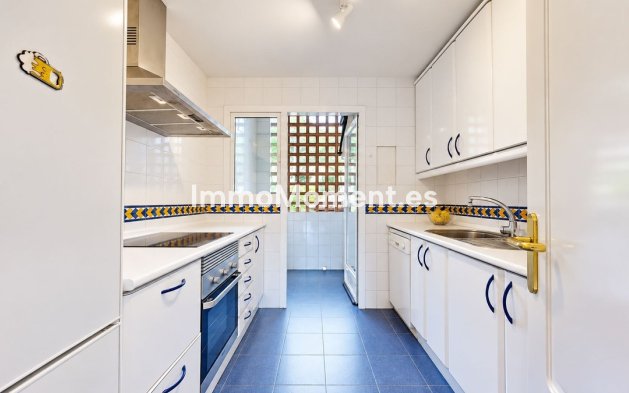 Wiederverkauf - Wohnung - Marbella - La Mairena