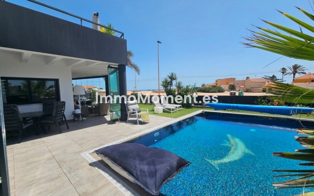 Wiederverkauf - Freistehende Villa - Torrevieja - Torrevieja Centro