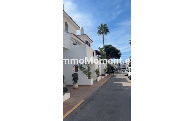 Revente - Maison mitoyenne - Estepona  - Cancelada