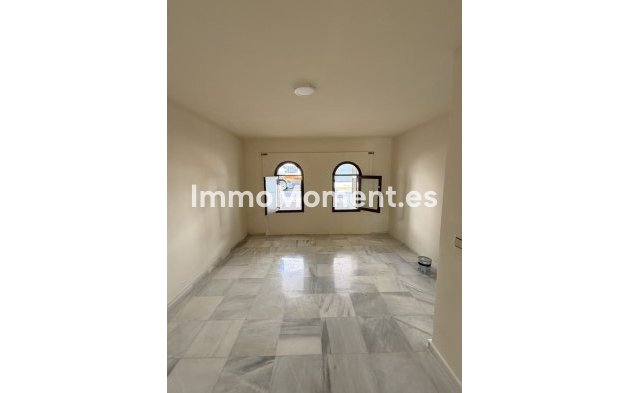 Revente - Maison mitoyenne - Estepona  - Cancelada