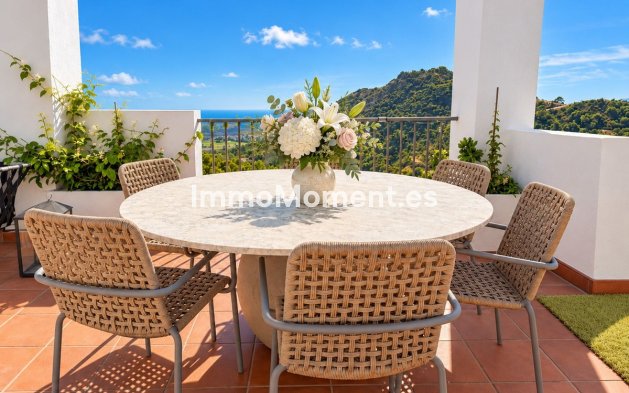 Resale - Apartment - Benahavís - Los Arqueros