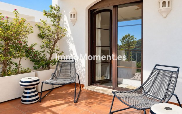 Resale - Apartment - Benahavís - Los Arqueros
