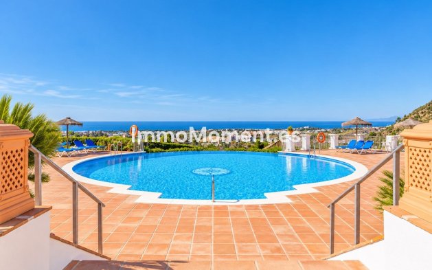 Resale - Apartment - Benahavís - Los Arqueros