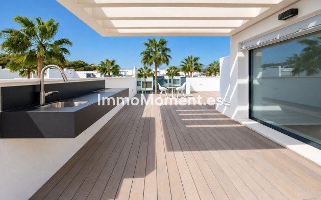 Resale - Detached villa - Estepona - Estepona Centro