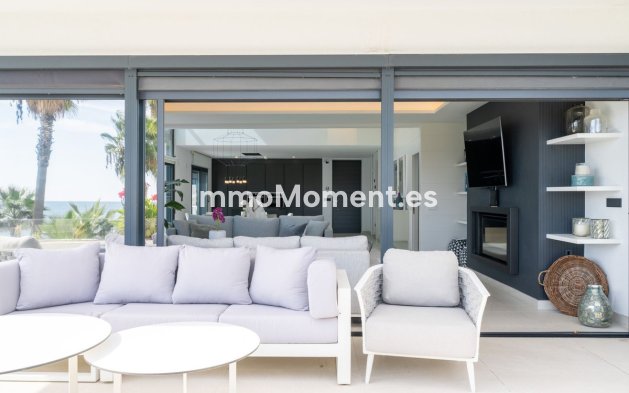 Resale - Detached villa - Estepona - Estepona Centro