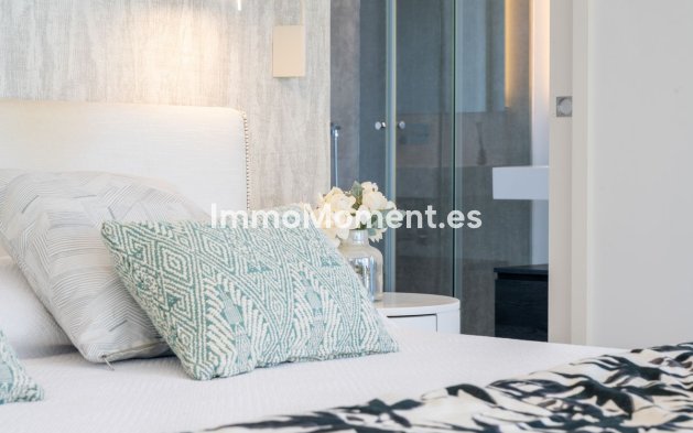 Resale - Detached villa - Estepona - Estepona Centro