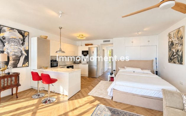 Reventa - Apartamento - Estepona  - Estepona Centro
