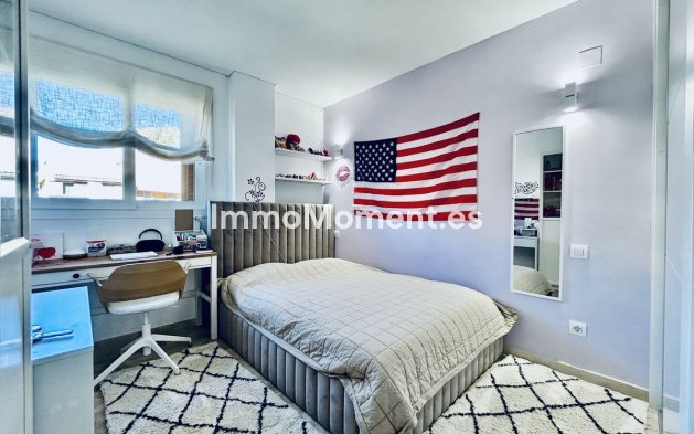 Resale - Apartment - Orihuela Costa - Punta Prima