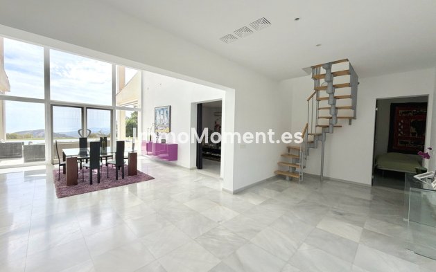 Wiederverkauf - Freistehende Villa - Estepona  - Estepona Centro