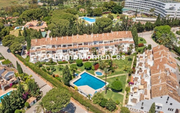 Bestaande woning - Rijtjeshuis - Estepona  - Estepona Centro