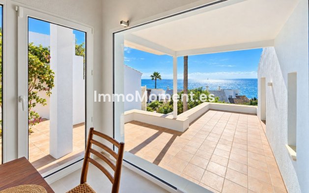 Resale - Detached villa - Estepona - Estepona Centro