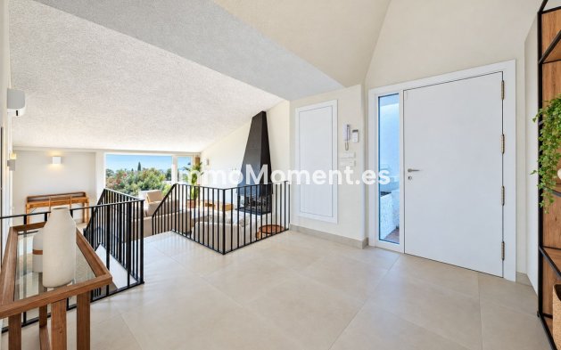 Resale - Detached villa - Estepona - Estepona Centro