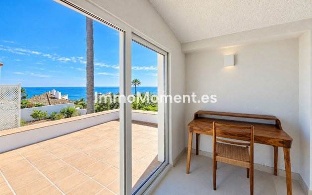 Resale - Detached villa - Estepona - Estepona Centro