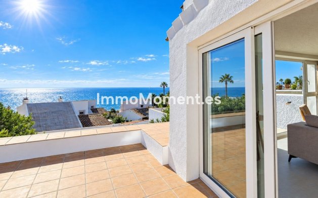 Resale - Detached villa - Estepona - Estepona Centro