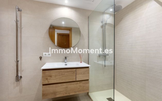 Wiederverkauf - Wohnung - Estepona  - Selwo
