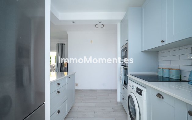 Resale - Apartment - Mijas Costa - El Faro