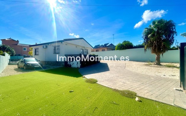 Resale - Detached villa - Pilar de la Horadada - Pinar de Campoverde