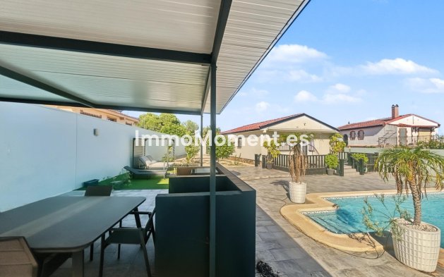 Resale - Detached villa - Pilar de la Horadada - Pinar de Campoverde