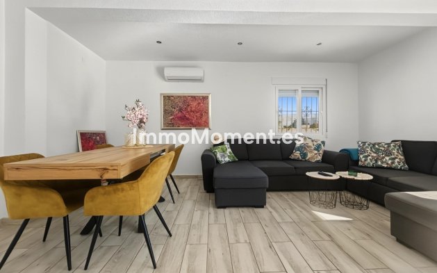 Resale - Detached villa - Pilar de la Horadada - Pinar de Campoverde