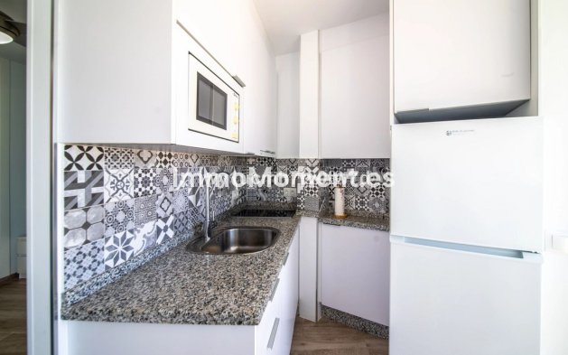 Resale - Apartment - Benalmadena - Benalmadena Centro