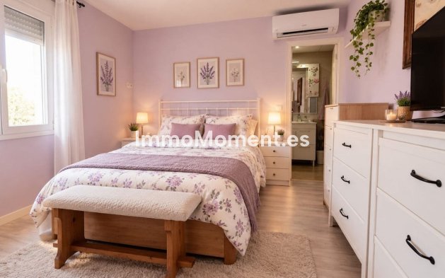 Resale - Apartment - Orihuela Costa - Punta Prima