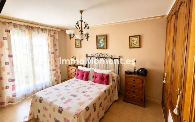 Resale - Townhouse - Estepona - Estepona Centro