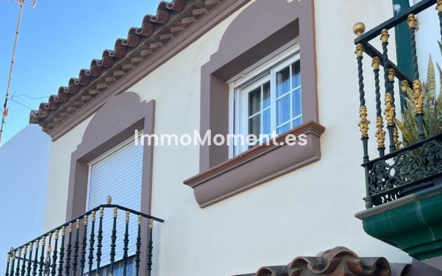 Resale - Townhouse - Estepona - Estepona Centro