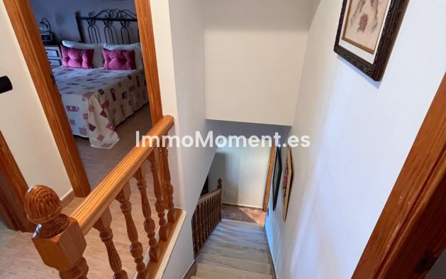 Resale - Townhouse - Estepona - Estepona Centro